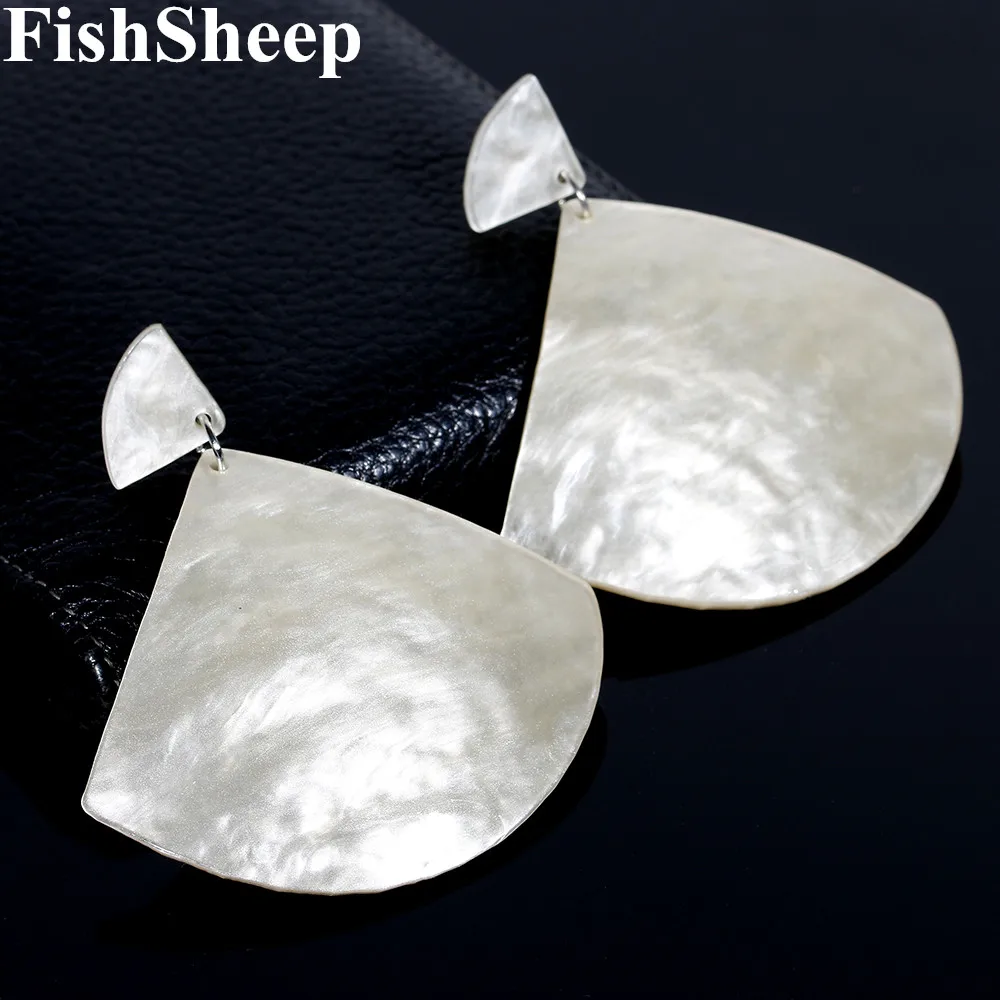 Женские большие геометрические серьги подвески FishSheep белые акриловые висюльки