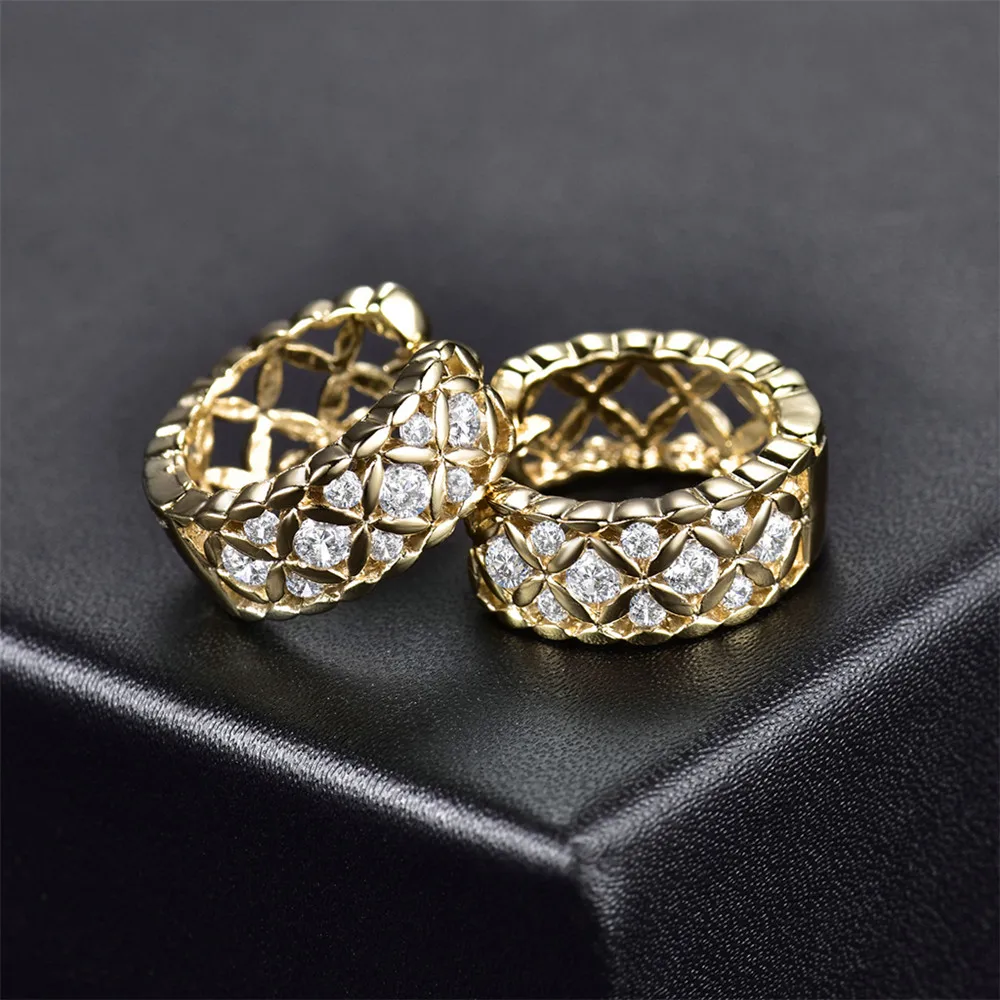 Фото MOLIAM Brand Hollow Hoop Earrings for Ladies Gold-Color Flower Crystal Zircon Statement Earing Fashion Trendy Jewelry MLE215 Украшения и MOLIAM Brand Hollow Hoop Earrings for Ladies Gold-Color Flower Crystal Zircon Statement Earing Fashion Trendy Jewelry MLE215 Украшения и