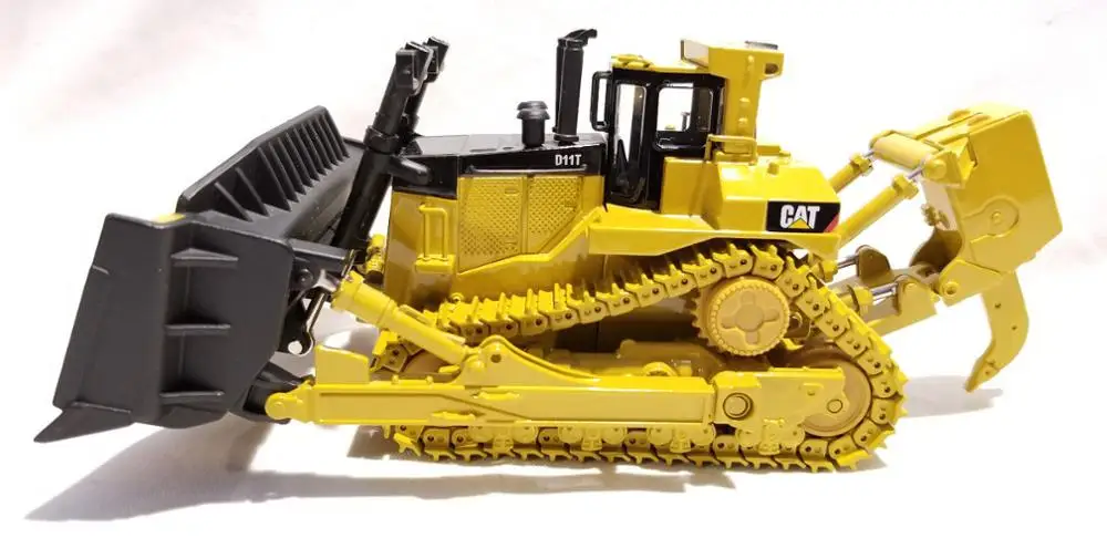 Цвет: желтый Литая игрушка модель Norscot 1:50 гусеница Cat D11T Гусеничный Трактор БУЛЬДОЗЕР Инженерная техника 55212 для мальчика подарок, коллекция - Цвет: Цвет: желтый