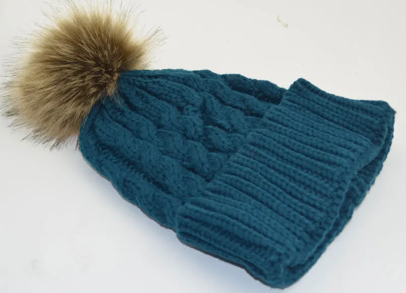 Искусственный мех pom beanie шапка для Для женщин кабель вязаная зимняя Шапки женский Кепки теплые Skullies gorros черного цвета, цвета красного вина Tan Бледно-розовый - Цвет: turquoise