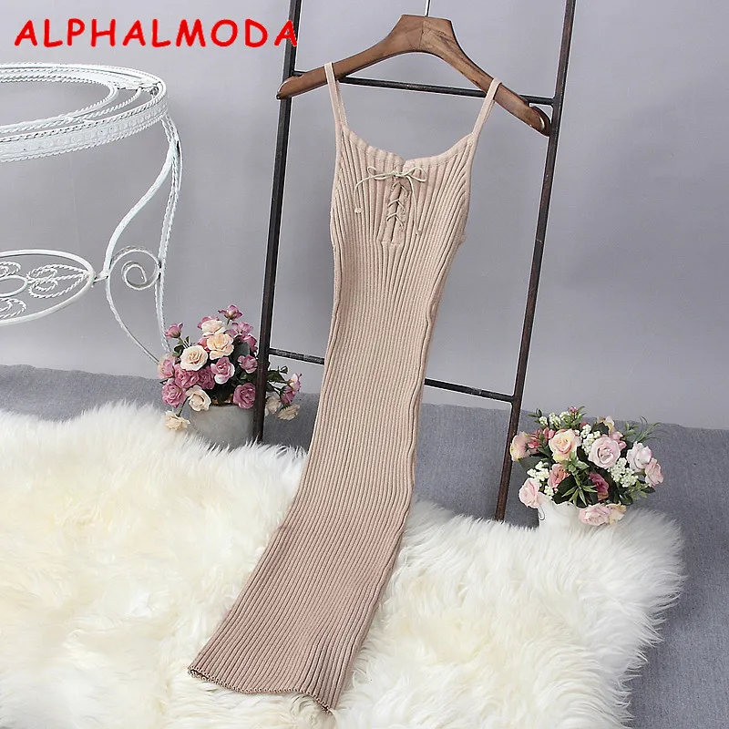 Женское трикотажное платье туника ALPHALMODA однотонное облегающее без рукавов на