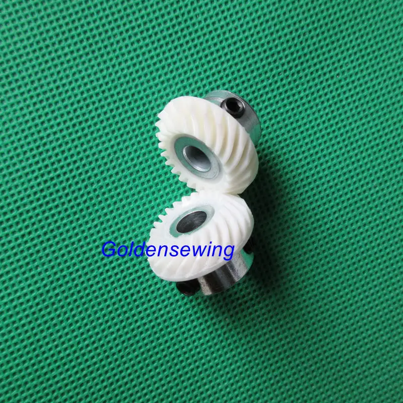 

ANGLED HOOK GEAR SET #103361AS (REPLACES 103361 AND 163997) fits SINGER 506,