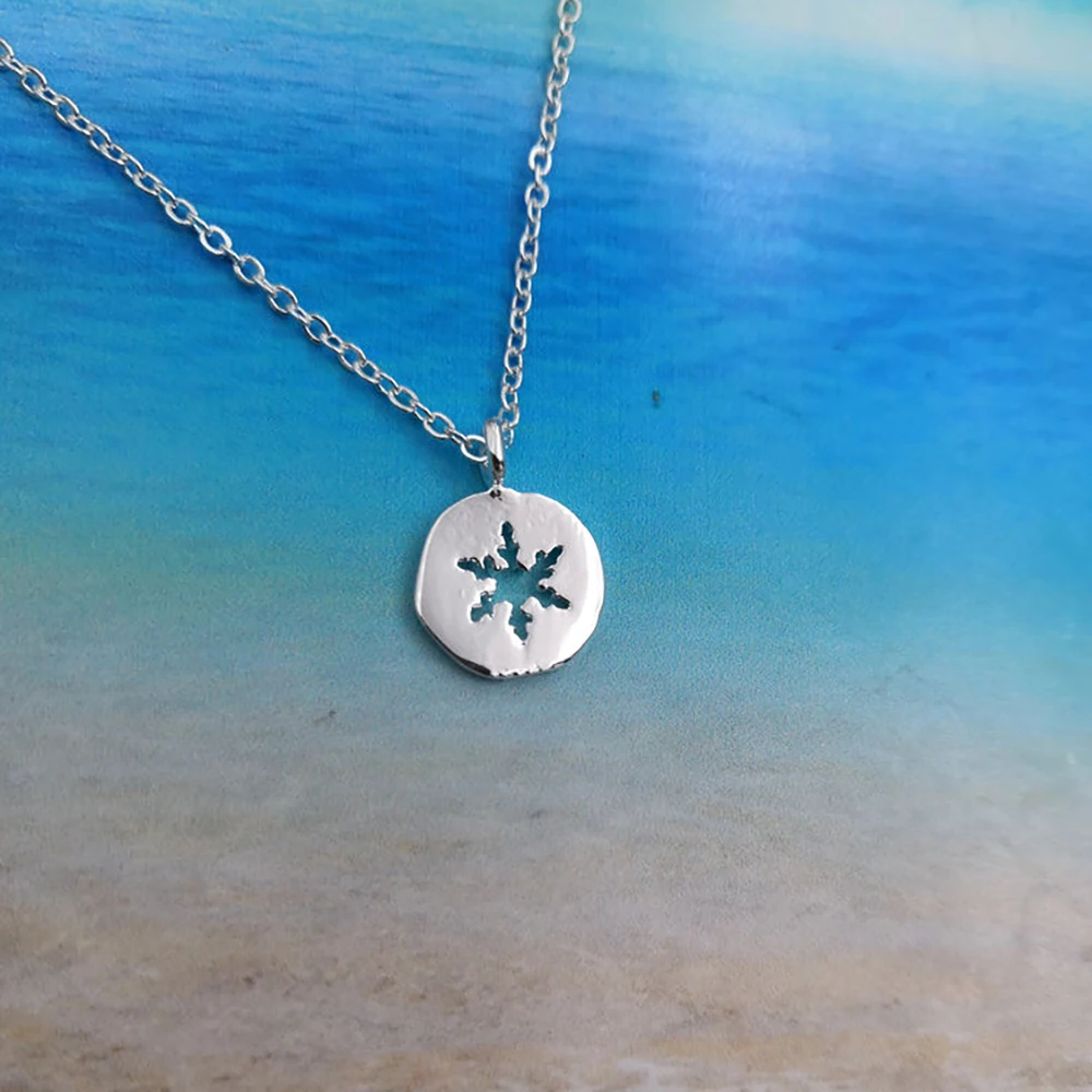 SanLan 20pcs Tiny And Dainty Snowflake Necklace |