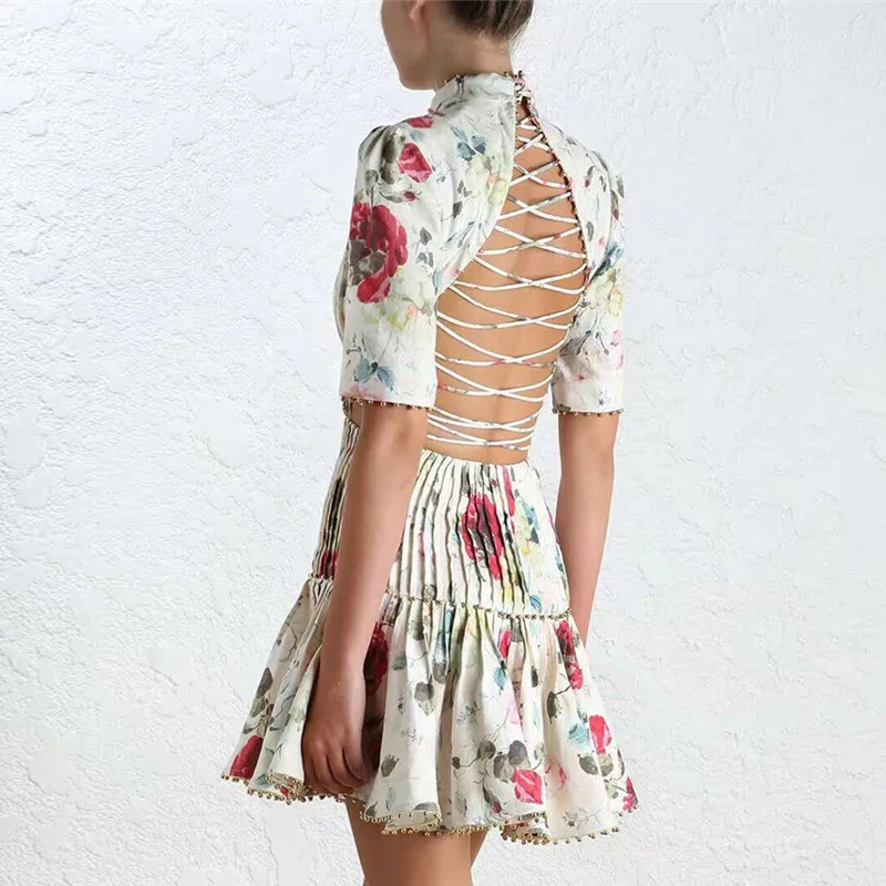 Женское плиссированное платье роскошное подиумное с коротким рукавом открытой