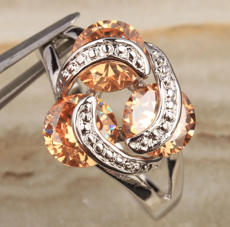 Невероятный шампанское кубического циркония Browm подвижные камни Morganite
