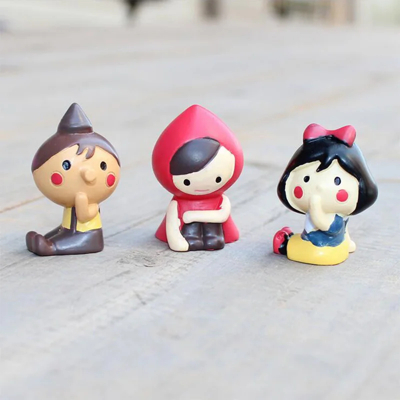 Сидящая красная тканевая шляпа Девочка миниатюрная фигурка мальчик украшение