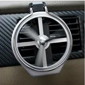 Car trip collapsible beverage rack car water outlet cup holder fan Shelf |