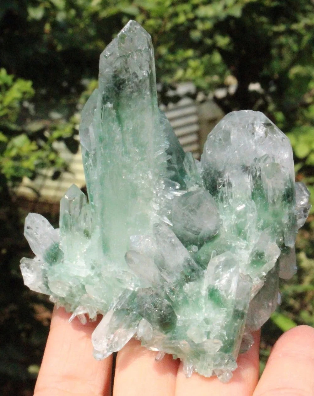 

Образец природного, красивого, зеленого тибетского кристалла кварца, 162 г