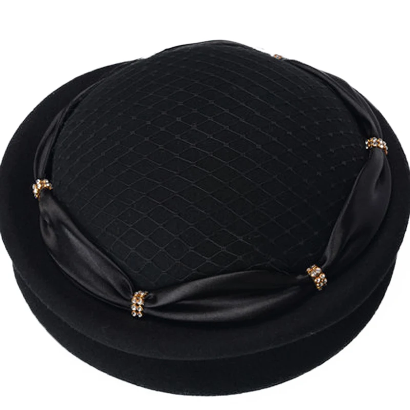 Женский шерстяной берет FS Шляпка из фетра с бантом и сеткой черного цвета зимняя