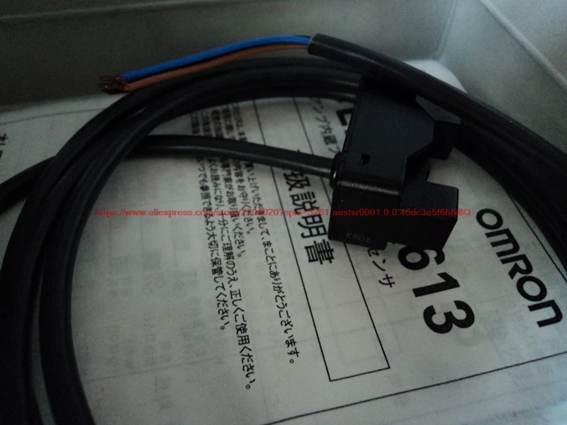 

Brand new genuine liquid level sensor EE-SPX613