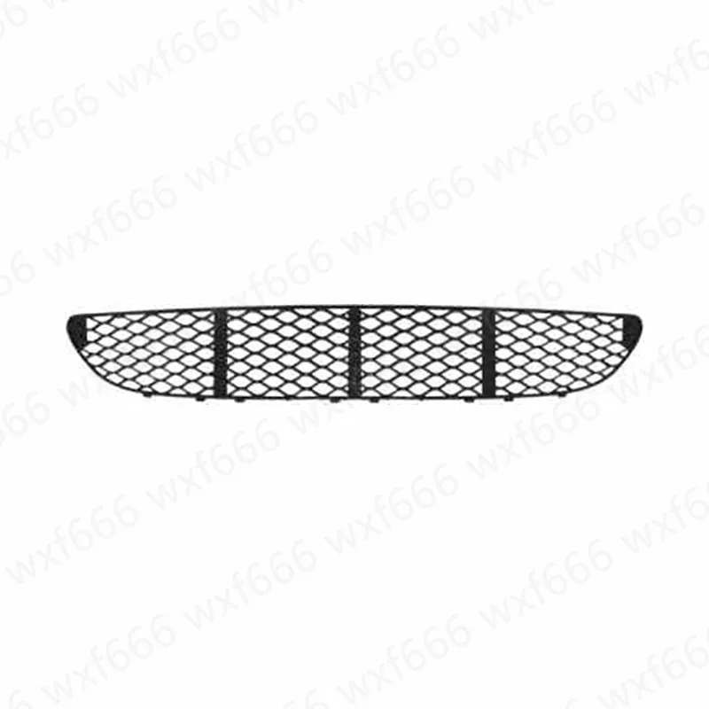 Вентиляционная сетка переднего бампера нижняя декоративная класса E E320mer ced es-be