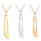 Ожерелье с подвеской в форме скальпеля для женщин и мужчин, медицинские модные украшения для медсестрыврачаинтерна, отличные ювелирные изделия для химии, подарок