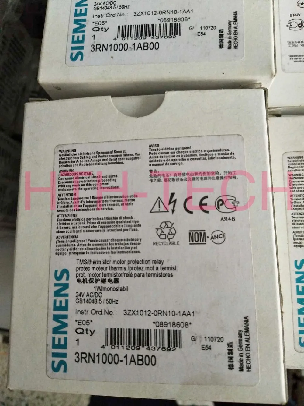 Реле защиты двигателя 3RN1000-1AB00 TMS/Thermistor реле 24 В переменного/постоянного тока 50 Гц |