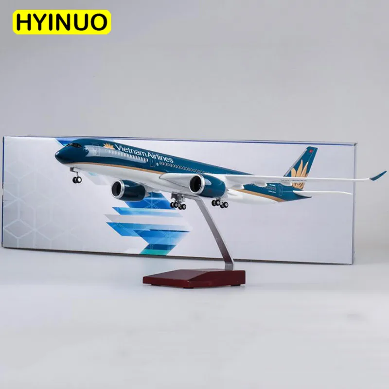 

47CM luxury 1/142 Scale Airplane Airbus A350 Dreamliner Aircraft Vietnam Airlines Model LED Light Wheels Diecast Plastic Plane