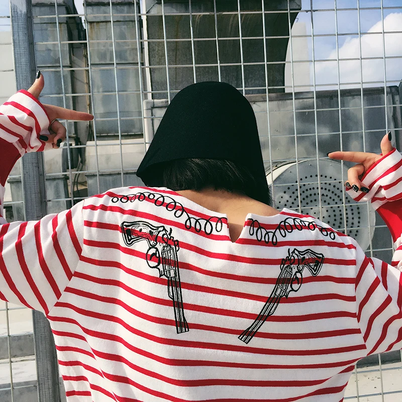 Женские Футболки с длинными рукавами полосатый принт Мода вышивкой сзади harajuku
