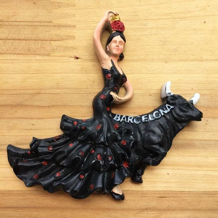 The quintessence of Spain bullfighting flamenco travel туристический сувенир на холодильник | Дом и сад