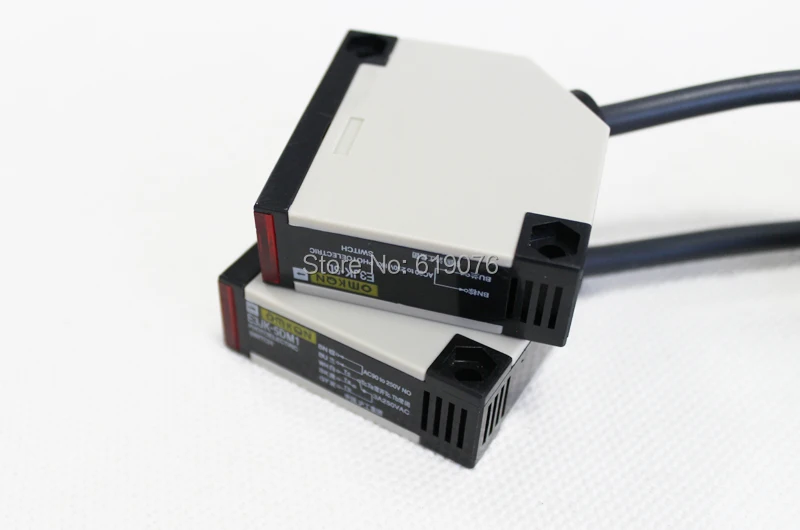 

E3JK-5DP2 Three Wire DC PNP NC 5M trough beam photoelectric sensor