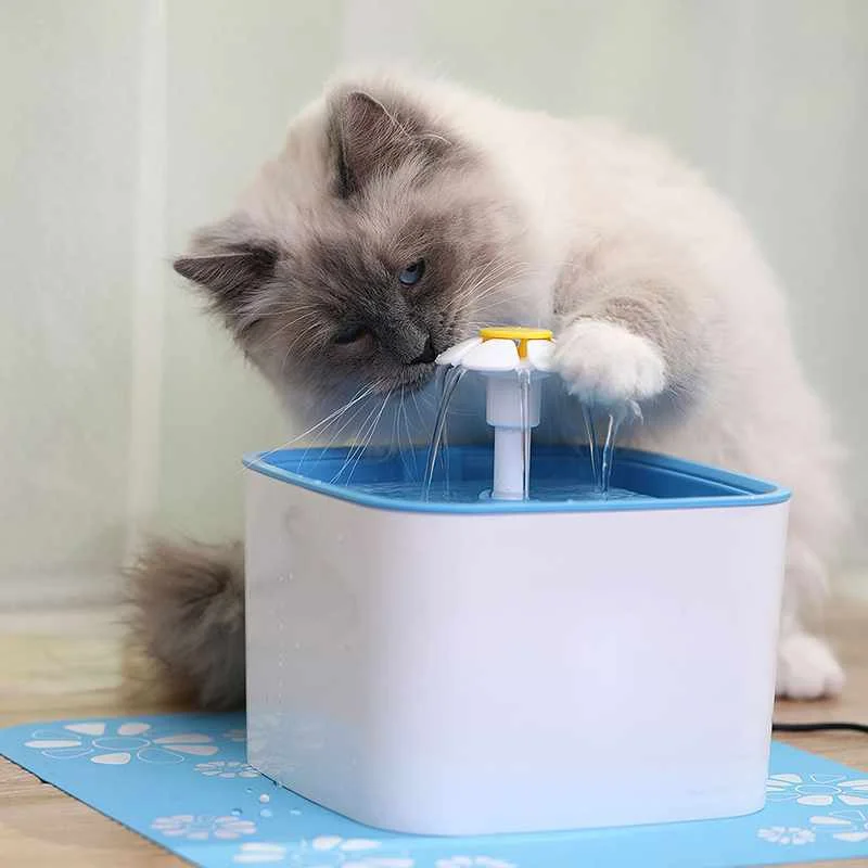 Автоматический питьевой фонтан для домашних животных кошек собак синий