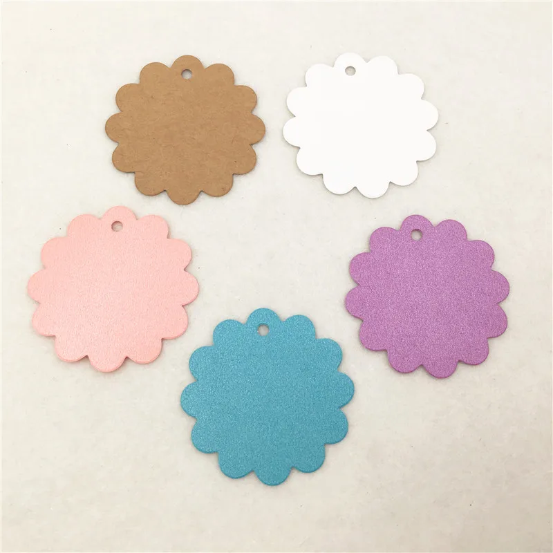 Милый цветок 6 см круглая крафт бумага карты бирки для свадебной вечеринки