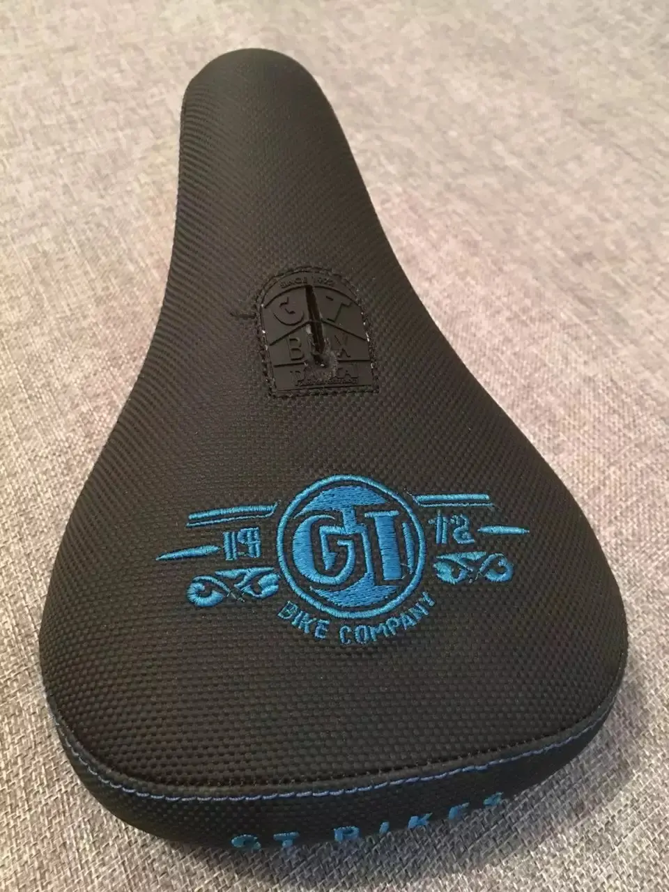 GT bmx центральный fat seat очень удобные основные сиденья седло для продажи