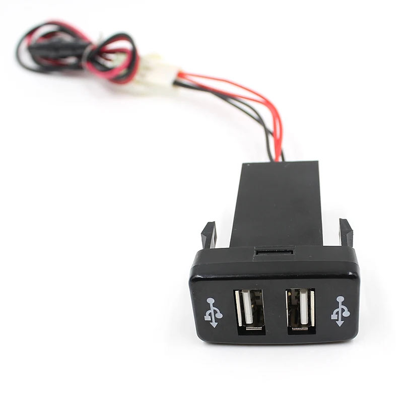 Автомобильное зарядное устройство 12V 5V 3.3A с двумя портами usb для TOYOTA VIGO LKQ0214