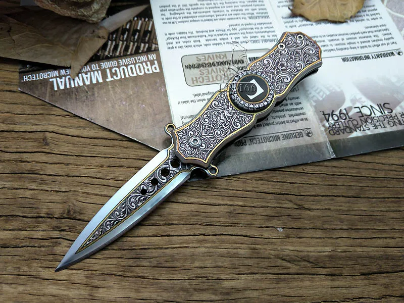 Gray titanium Пальца гироскопа нож пальцев гироскопа EDC Складной нож объемный узор Портативный нож, нож, одним лезвием подарок - Цвет: Gray titanium