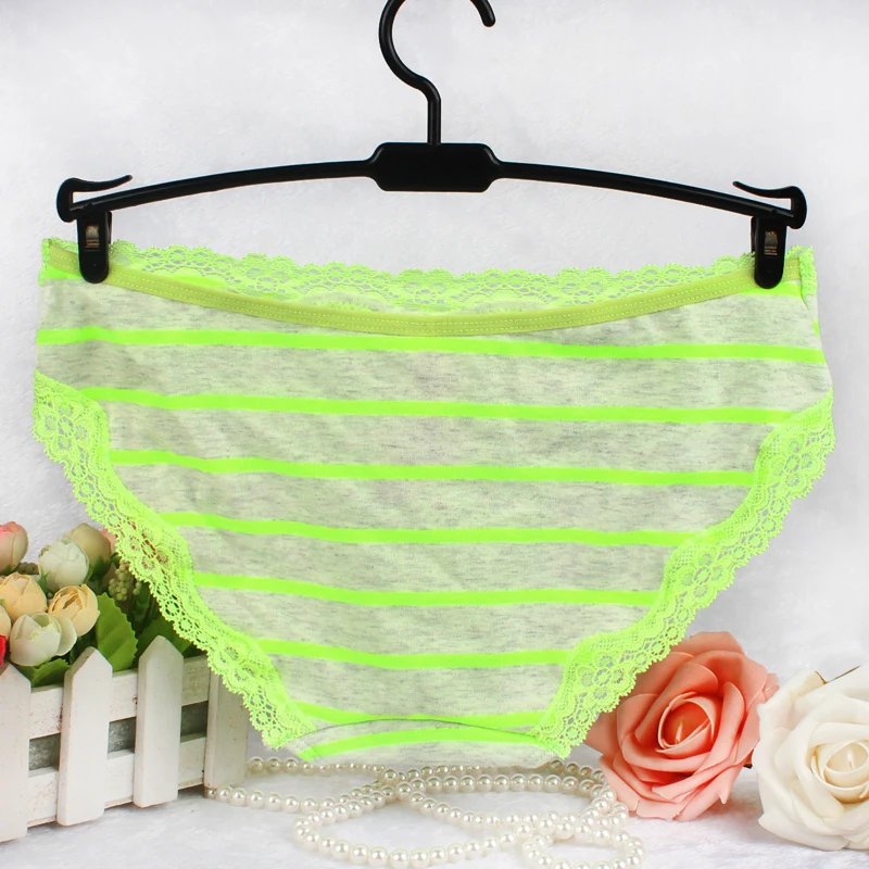 Горячие сексуальные стринги Маленькая Culotte Femme невидимые женские сексуальные трусы-брифы кружевные трусики для женщин