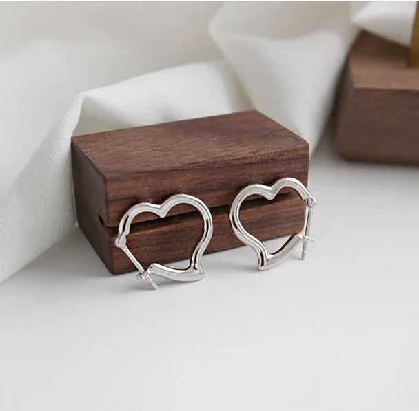 Silver Hoops F.I.N.S 925 пробы серебряные Простые Нежные Сладкие серьги-кольцо в форме сердца Япония Корея стиль женские ювелирные изделия аксессуары - Окраска металла: Silver Hoops