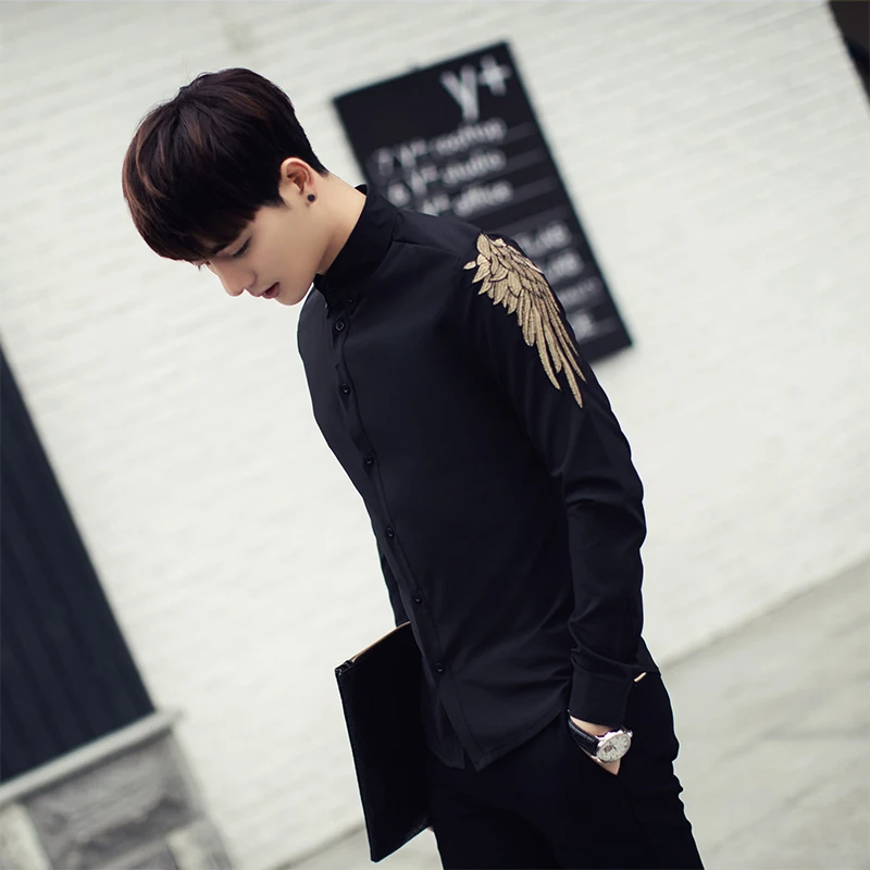 Мужская приталенная рубашка с вышивкой черная или белая однотонная Повседневная