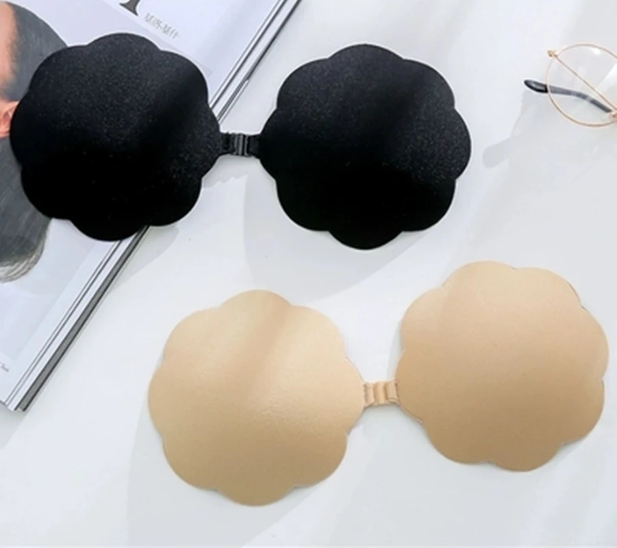 100 pcs  Cool Reusable Self Adhesive Silicone Breast Nipple Cover Bra Pad Invisible Breast Petals for Party Dress