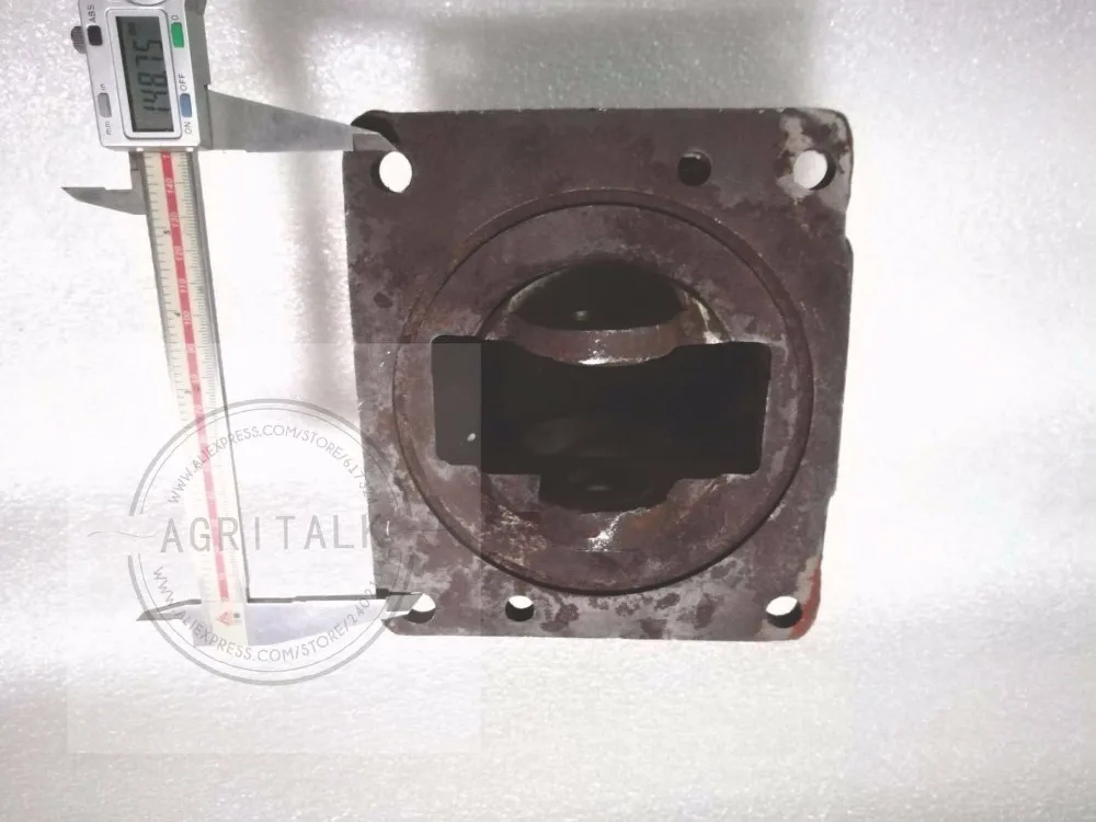 Корпус коробки передачи для трактора Shanghai SNH504-704 номер детали: 504.42.101-1 |