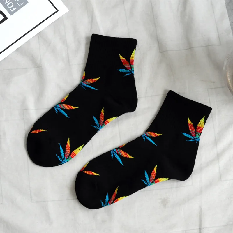 BlackColorful Новые весенне-летние хлопковые носки с листьями в стиле Харадзюку для скейтборда в стиле хип-хоп, женские уличные носки-башмачки для девочек, забавные носки - Цвет: BlackColorful