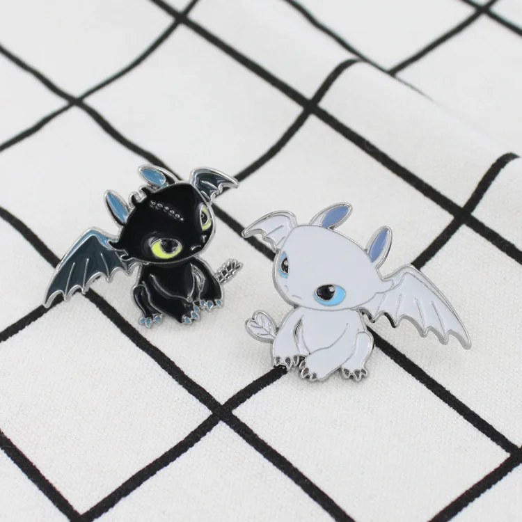 Как приручить дракона ночью ярость металлические эмалированные булавки и броши