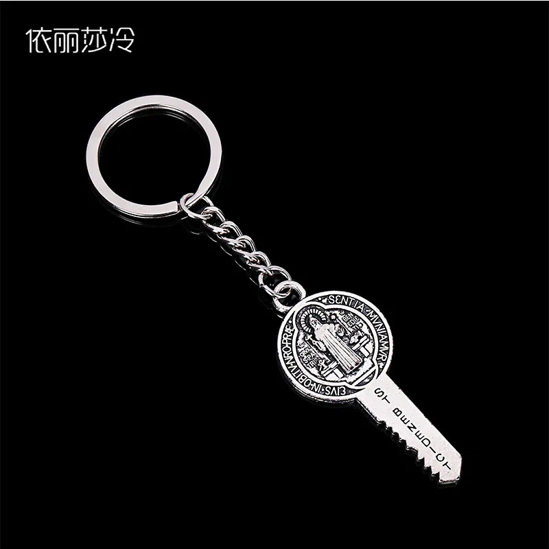 Брелок с крестом Святого Бенедикта защитный дорожный держатель для ключей