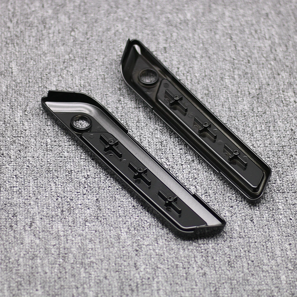 

Chrome / Black Saddlebag Outer Lid Hinge Latch Covers Reflector For Harley Touring Electra Road Street Glide 2014-2018