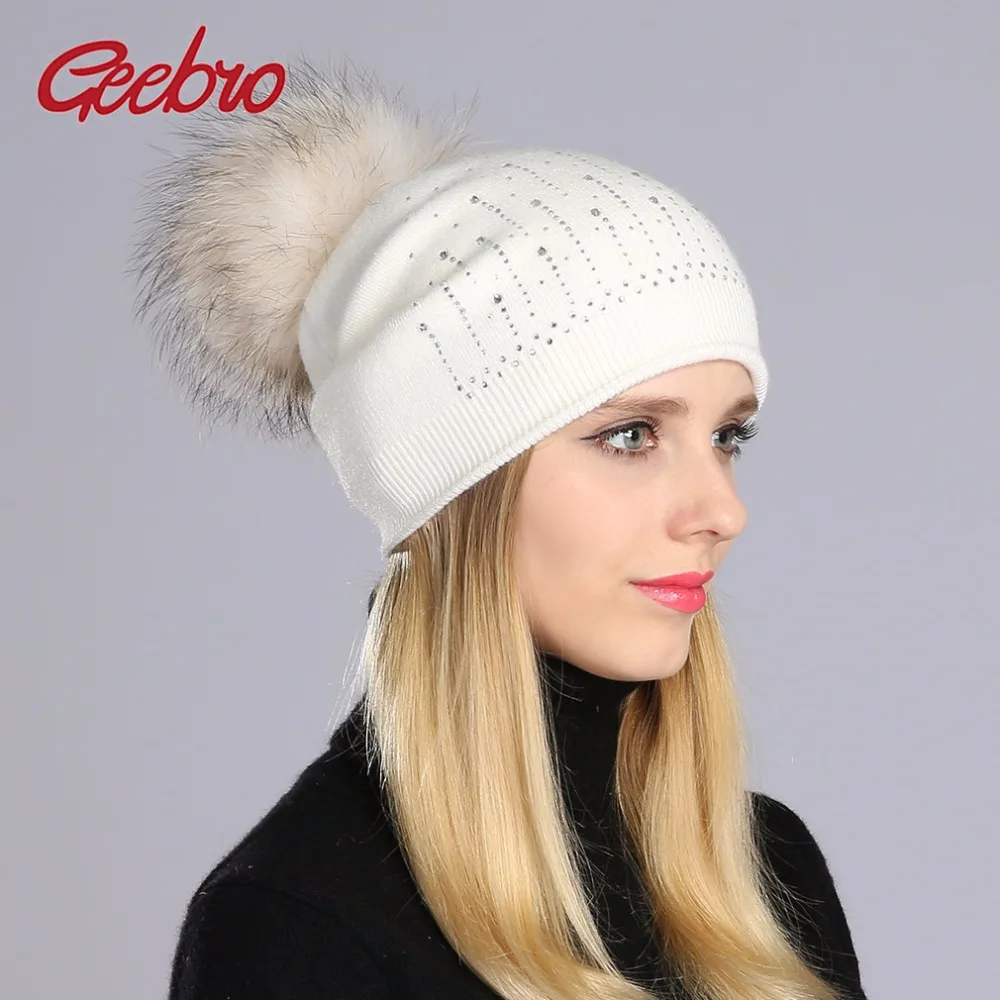 

Geebro Брендовые женские шапки с помпоном, зимние теплые вязаные шапки с помпоном из меха енота, облегающие шапки с помпоном, GS063