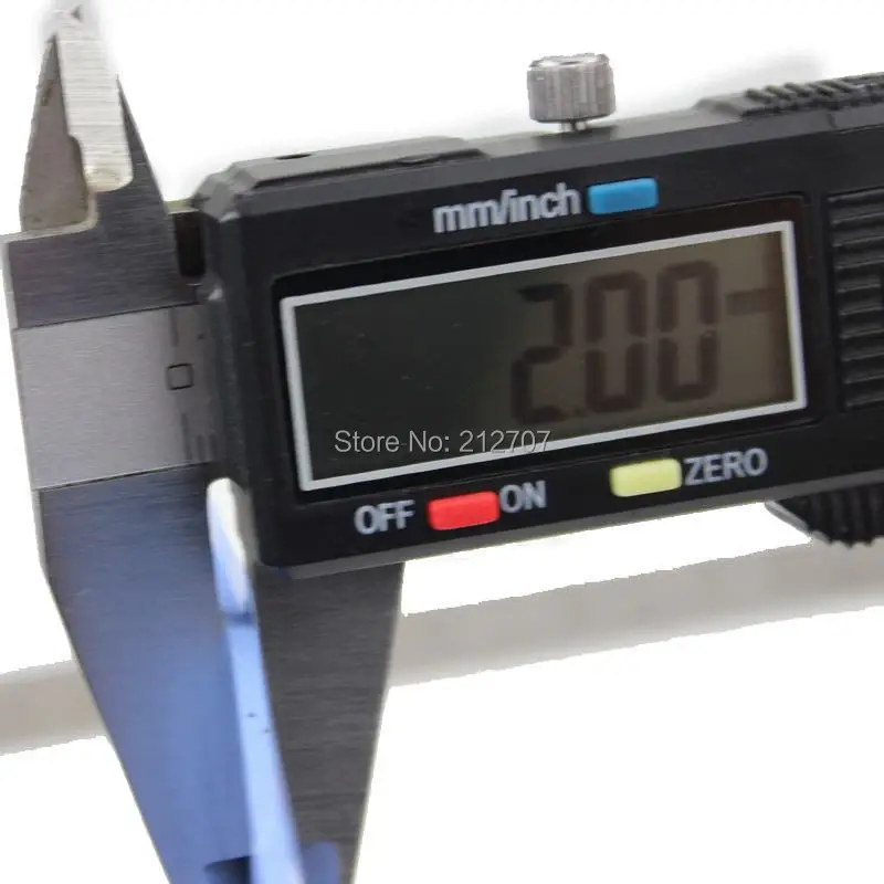 200 шт. в партии 15X15x2mm синий проводящий теплоотвод термопаста соединения с SMD DIP IC