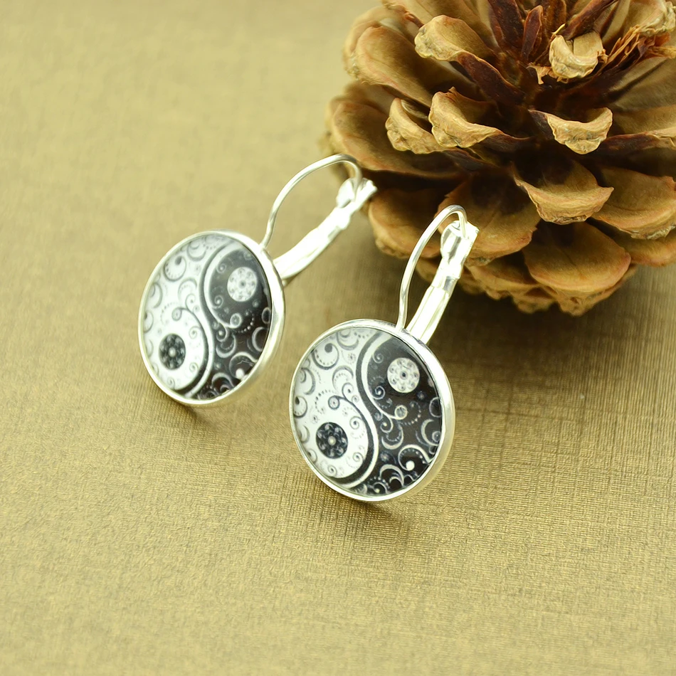 Винтаж Boho себе Серьги бронза серебро Цвет Белый Черный Yinyang узор круглый милый