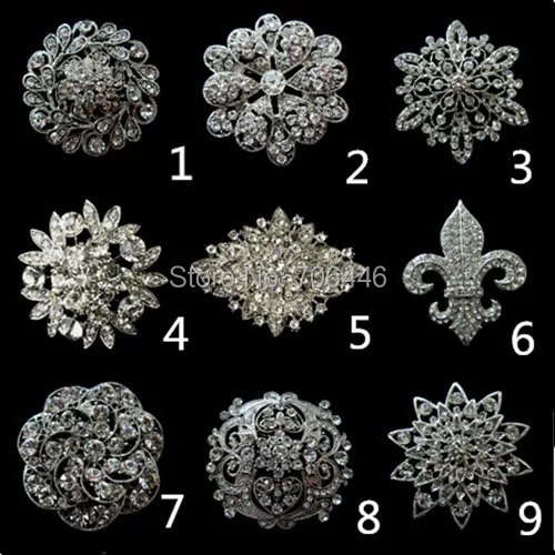 Большие булавки в форме букета с прозрачными кристаллами стразами и серебряным