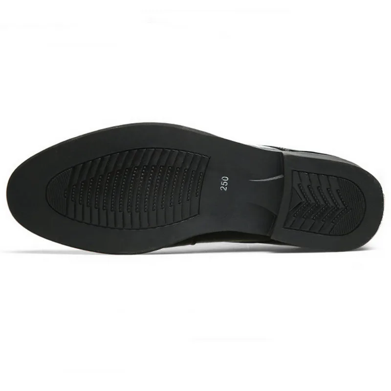 

Patent Leather Shoes Men Dress Shoes Breathable Men Oxfords Formal Working Pointed Toe Lace Up