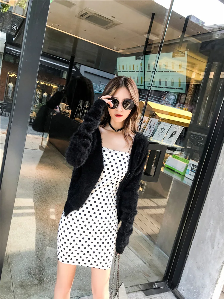 DANJEANER Korean Style Women Solid Mohair Short Cardigan Autumn Winter Warm Fashion V Neck Knitted Sweaters Pull Femmee Jackets