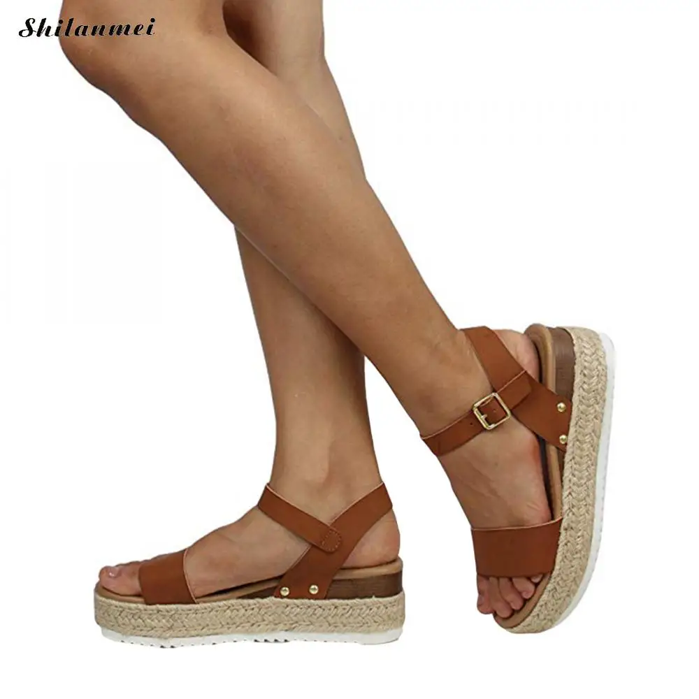 Женские босоножки размера плюс женская обувь на танкетке модель 2019 года Модные