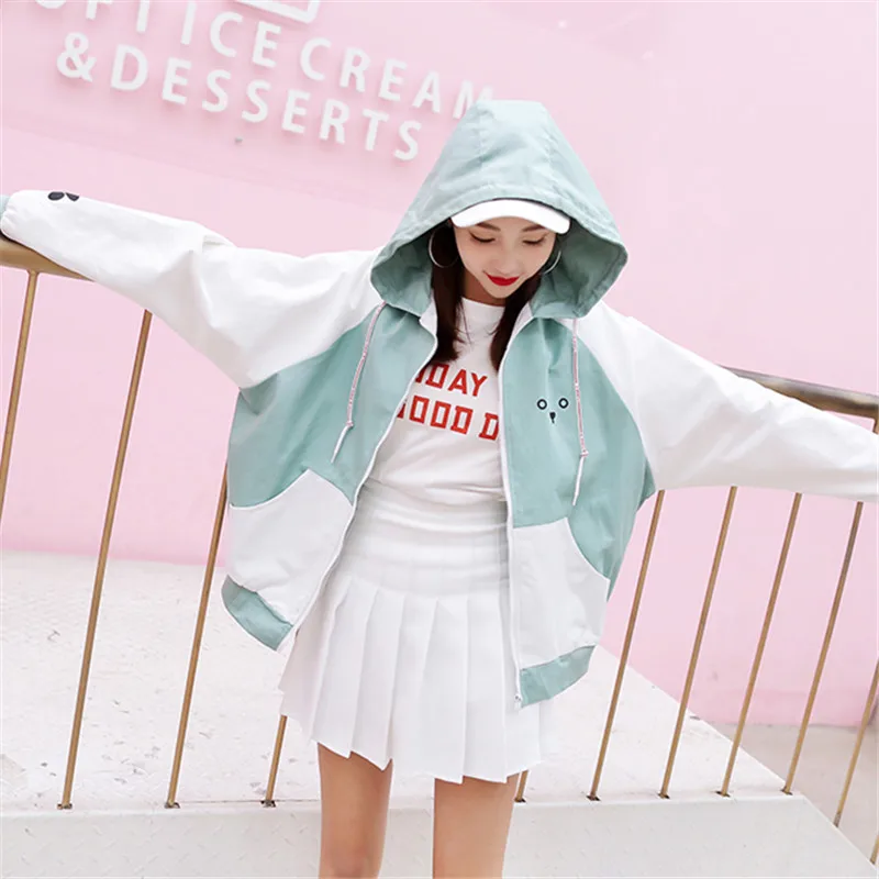 Модное весеннее тонкое пальто для женщин 2019 дамские Большие размеры с Капюшоном