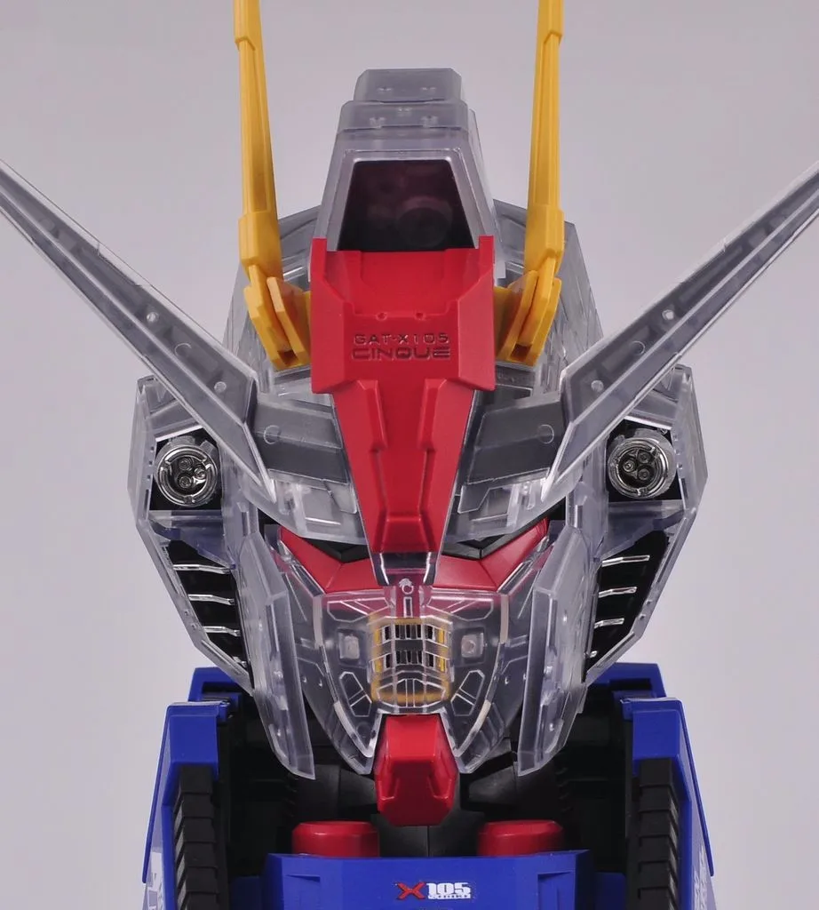 BTF модель 1/24 GAT-X 105 Strike Gundam большой головы бюст Портрет с светодиодный свет