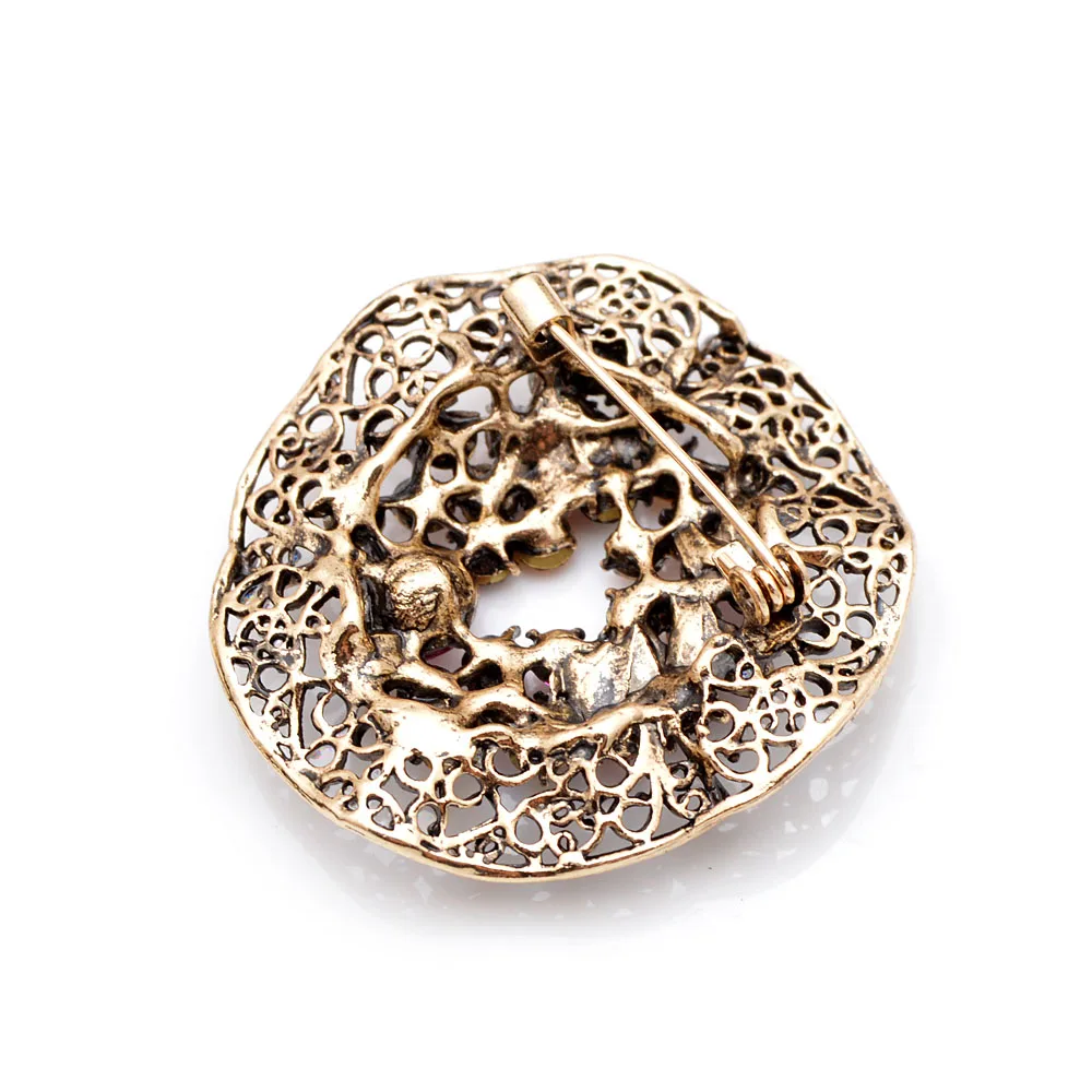 CINDY XIANG 3 Colors Rhinestone Vintage Fashion Round Circle Brooches For Women Coat Pins Shining Luxury Autumn Brooch Good Gift
