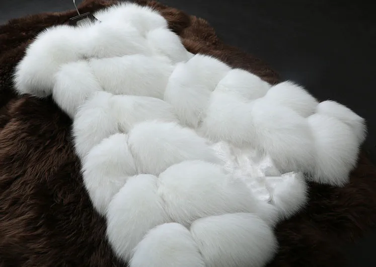 New 2017 winter coat women's fashion coat the skin fox fur vest cape fur coat women coat leisure cultivate one's morality