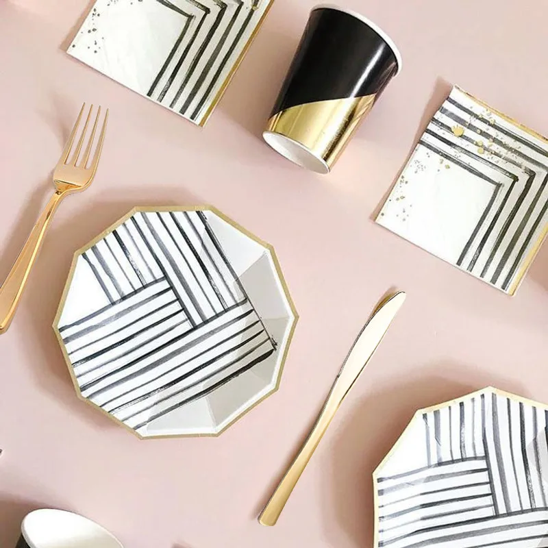 Черно белая полосатая одноразовая посуда бумажные тарелки салфетки чашки