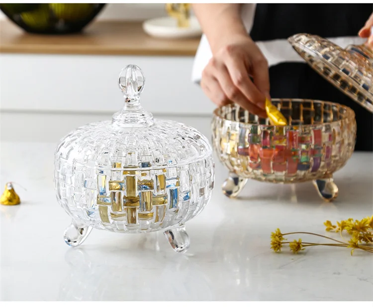 European Crystal Glass with Lid Candy Jar Wedding Glass Container Creative Storage Tank Amber Glass Crystal Jar Home Decorative