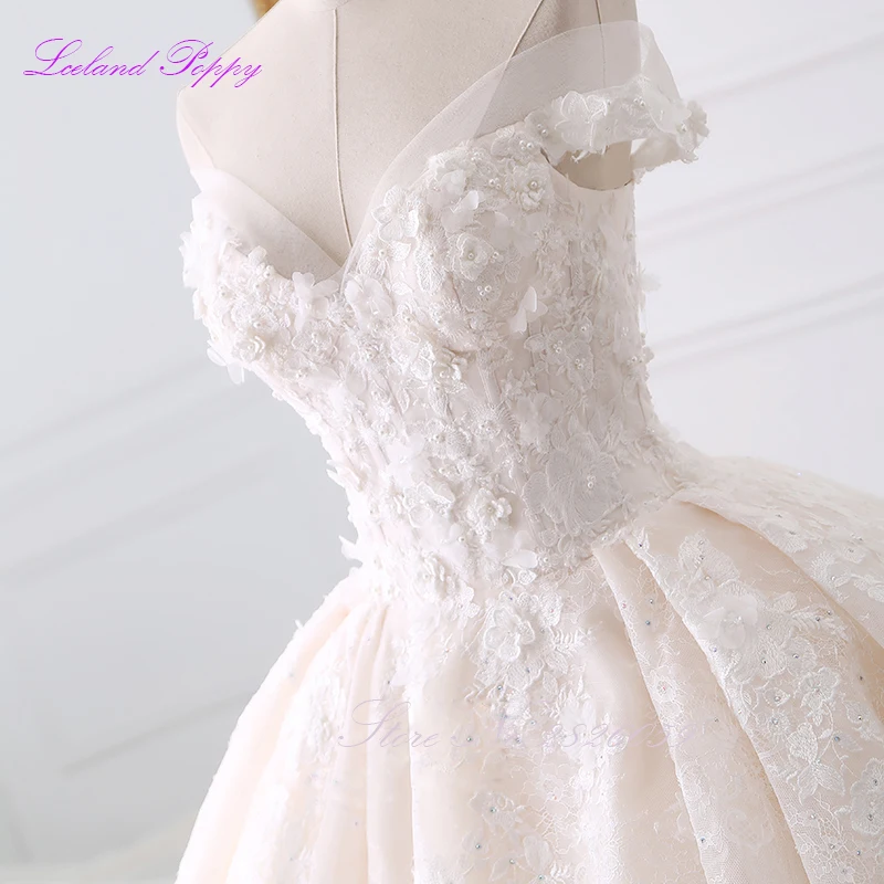 Женское бальное платье с кружевной аппликацией свадебное со шлейфом открытыми