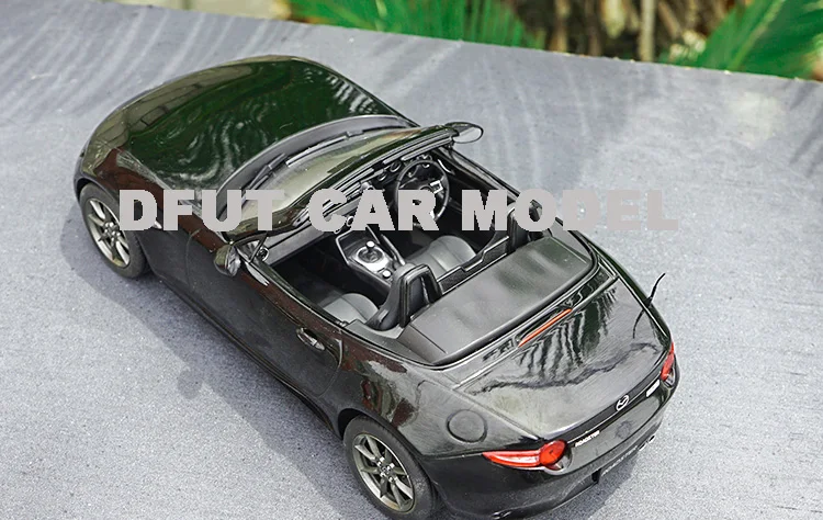 Масштаб 1:18 литая под давлением модель автомобиля MX-5 тип для детей Детский подарок и для коллекции